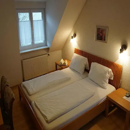 Hotel-pension Goldene Krone * Friburgo in Brisgovia