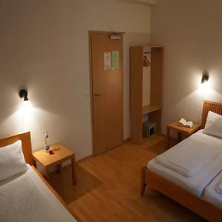 Hotel-pension Goldene Krone Гостевой дом 3*