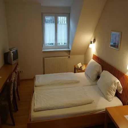 Гостевой дом Hotel-pension Goldene Krone