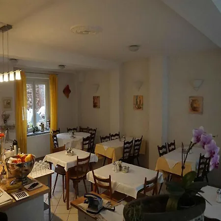 Hotel-pension Goldene Krone Гостевой дом