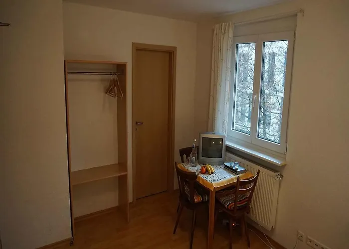 Hotel-pension Goldene Krone Konukevi